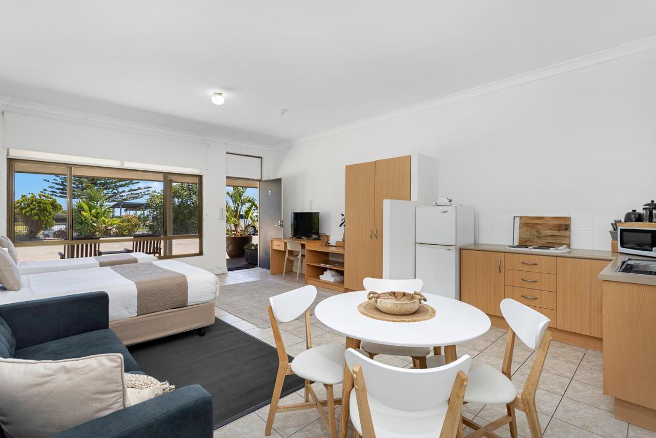 Coast Motel And Apartments Port Noarlunga Eksteriør bilde